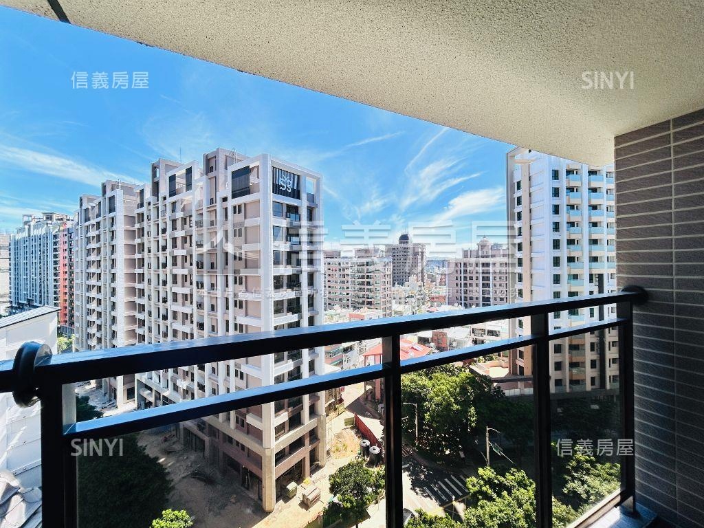 昕中城大２房車位房屋室內格局與周邊環境