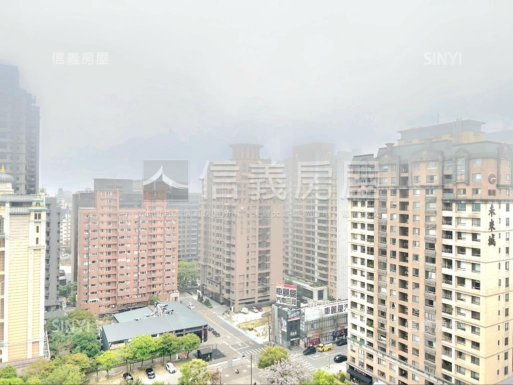 忠孝苑明廳景觀正２房房屋室內格局與周邊環境