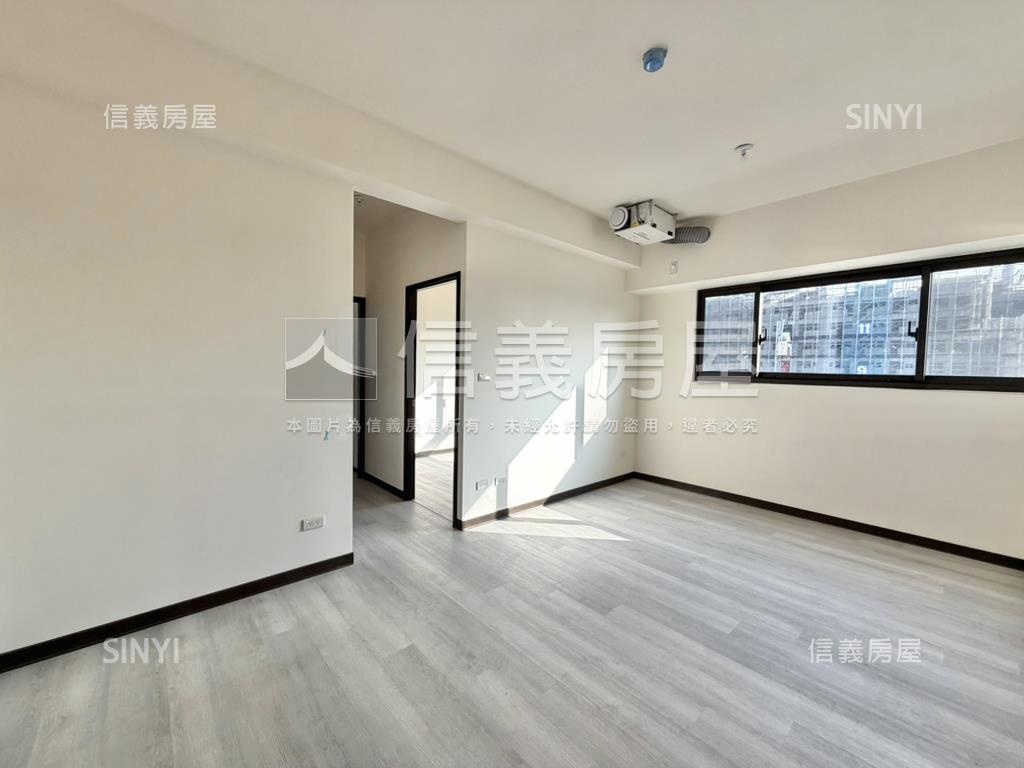 １４期旁全新兩房兩衛房屋室內格局與周邊環境