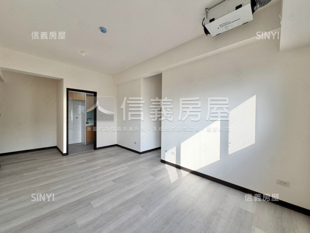 １４期旁全新兩房兩衛房屋室內格局與周邊環境