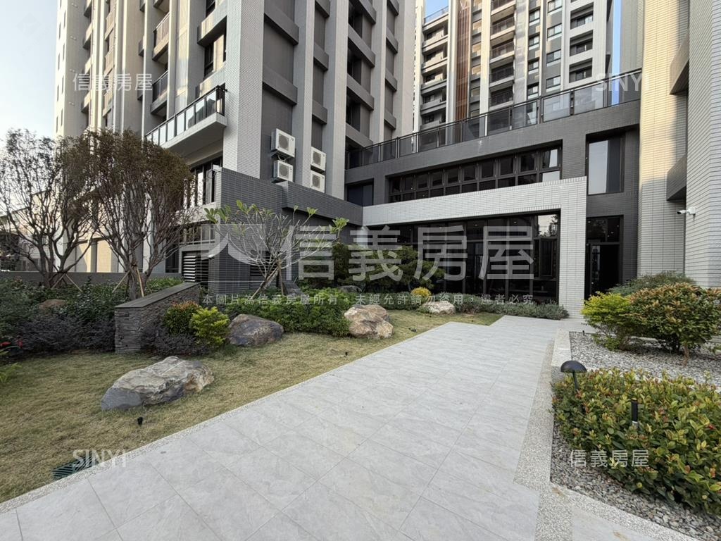 １４期旁全新兩房兩衛房屋室內格局與周邊環境