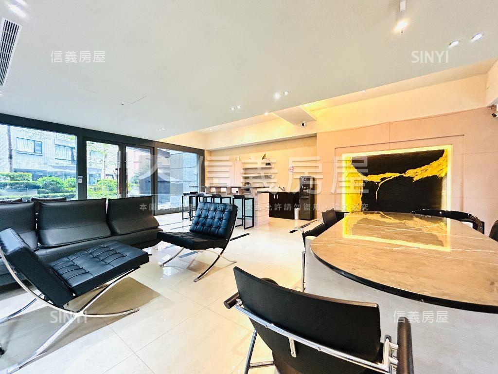 阿曼花園精美四房車位房屋室內格局與周邊環境