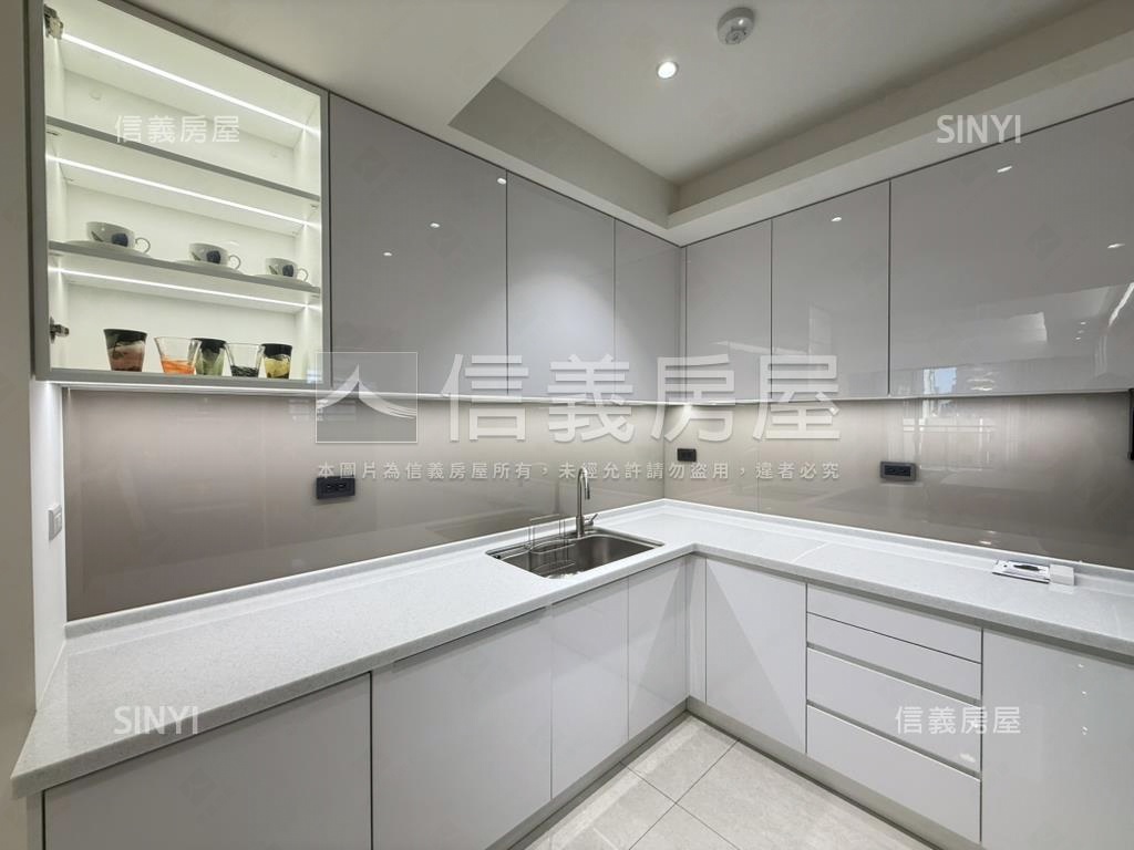 華太松庭！絕美裝潢雙平車房屋室內格局與周邊環境