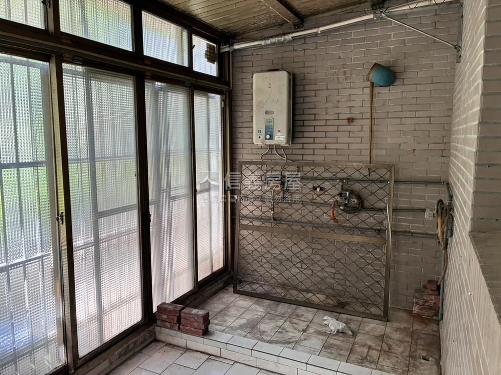 內湖星雲街大面寬店面房屋室內格局與周邊環境