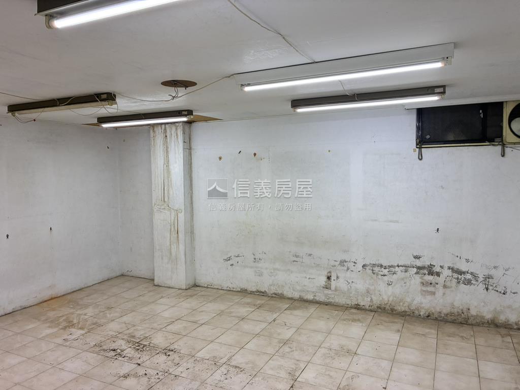 內湖星雲街大面寬店面房屋室內格局與周邊環境