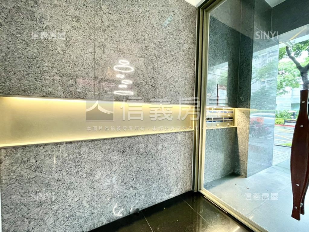 士北科●電梯三房車位房屋室內格局與周邊環境