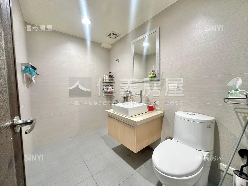 忠孝復興高雅大器電梯高樓房屋室內格局與周邊環境