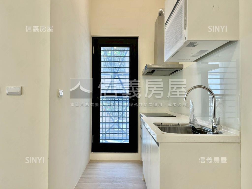 中西區精華地段光影宅房屋室內格局與周邊環境