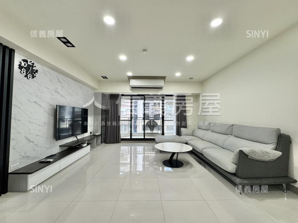 巨蛋核心成精裝四房平車房屋室內格局與周邊環境