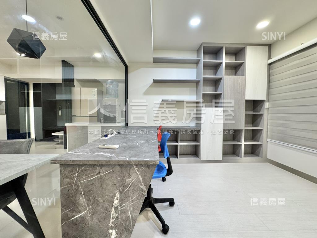 巨蛋核心成精裝四房平車房屋室內格局與周邊環境