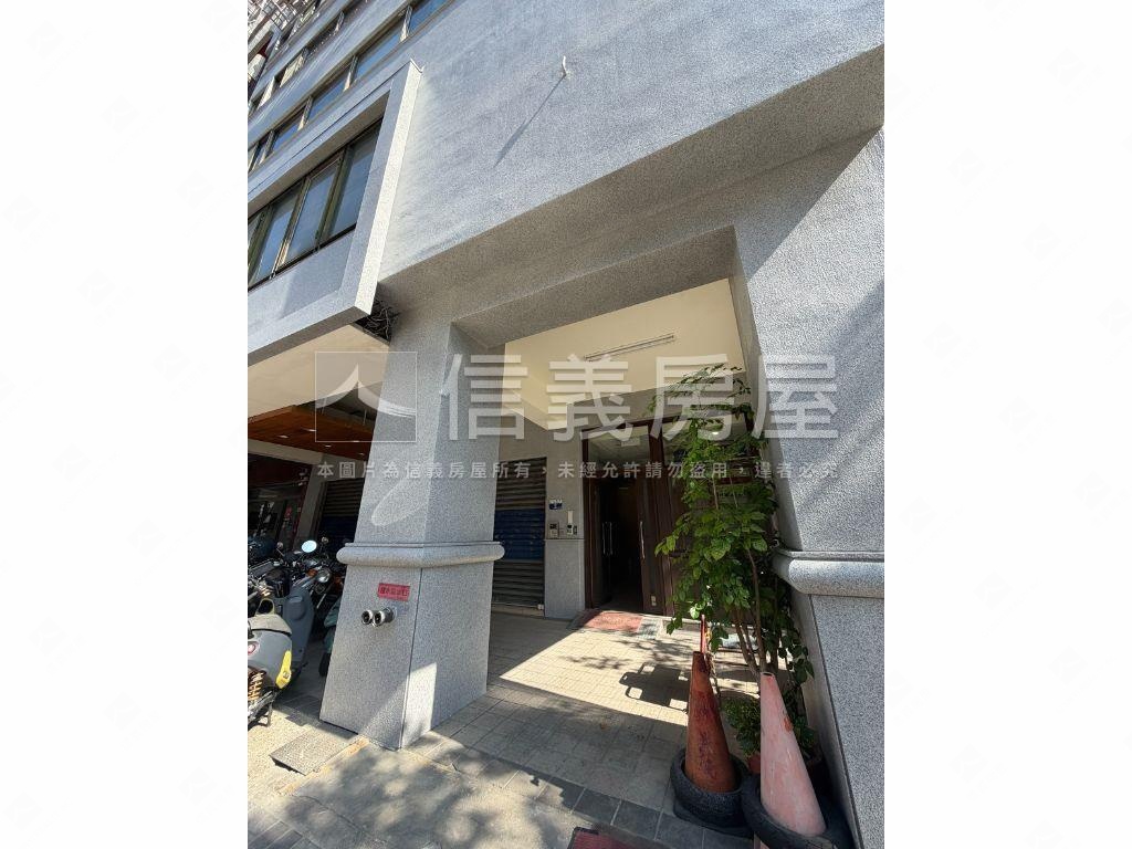 西區大空間好用商辦房屋室內格局與周邊環境