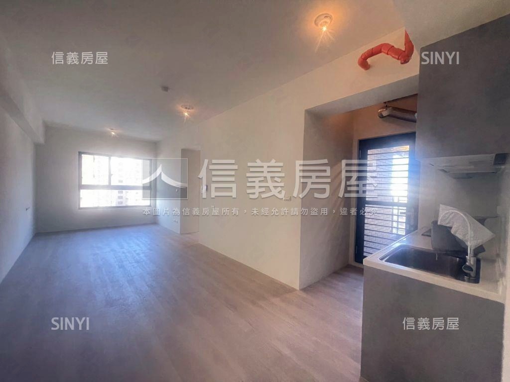 長堤鳳澄兩房車位房屋室內格局與周邊環境