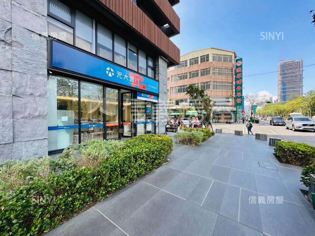 高醫旁傳家金店面房屋室內格局與周邊環境