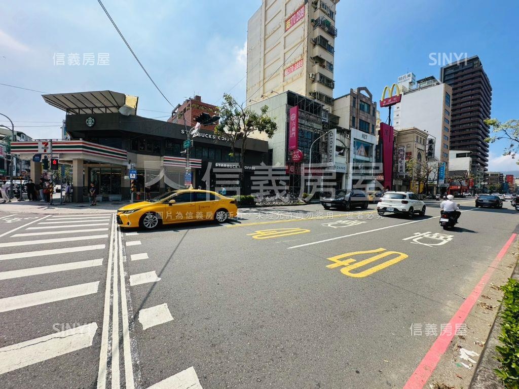 高醫旁傳家金店面房屋室內格局與周邊環境
