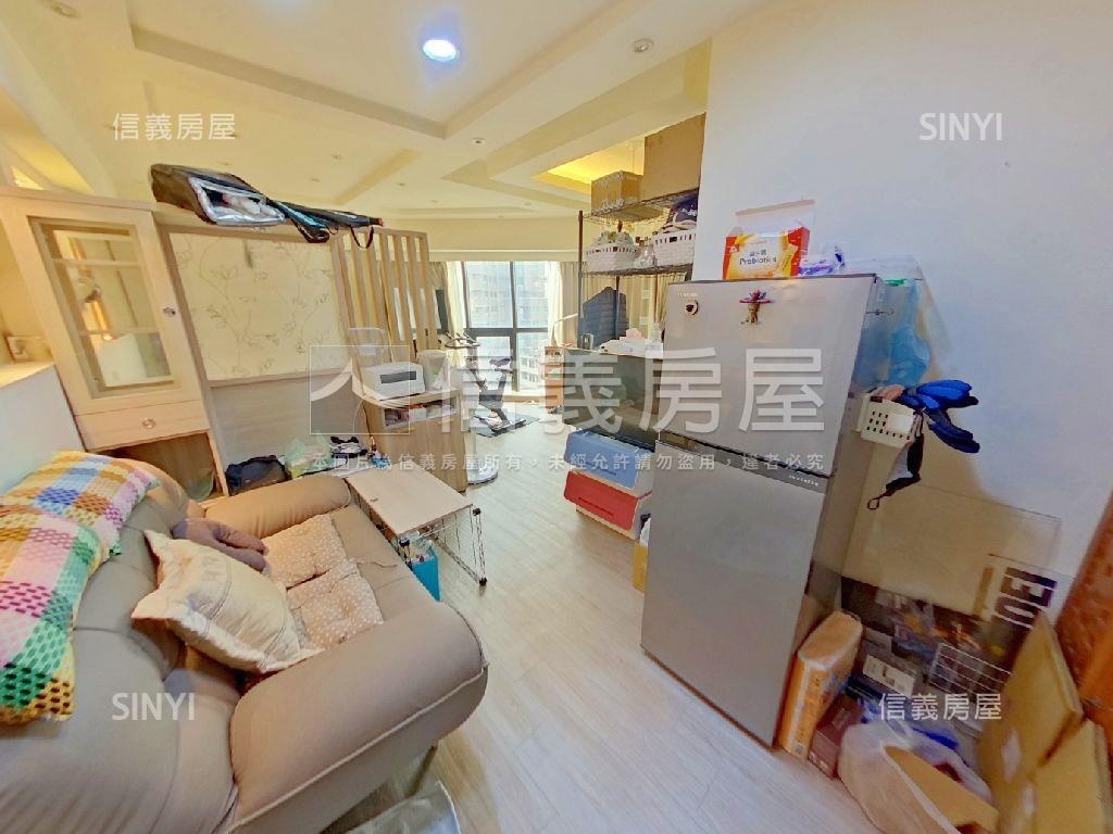 四維路有陽台視野十樓套房房屋室內格局與周邊環境