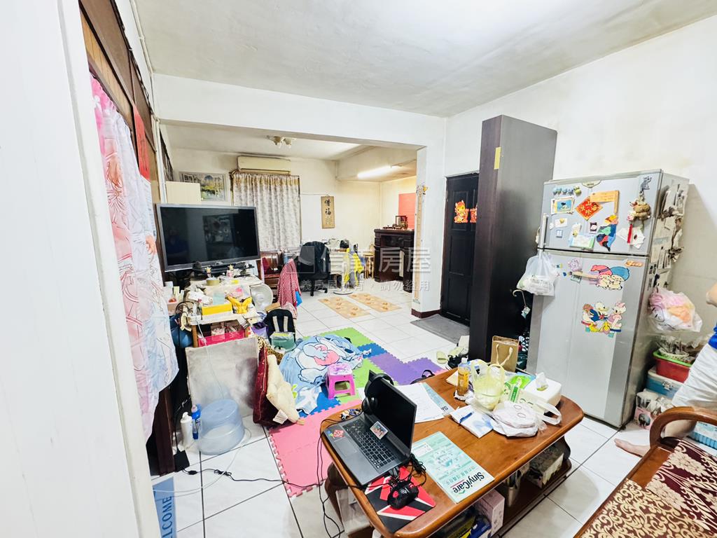 臥龍街樂業街免爬高二樓美房屋室內格局與周邊環境