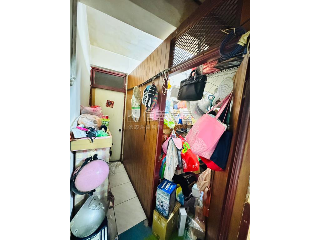 臥龍街樂業街免爬高二樓美房屋室內格局與周邊環境