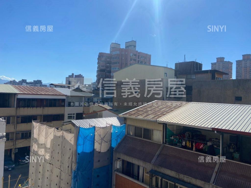 極美坐北朝南鬧中取靜透天房屋室內格局與周邊環境