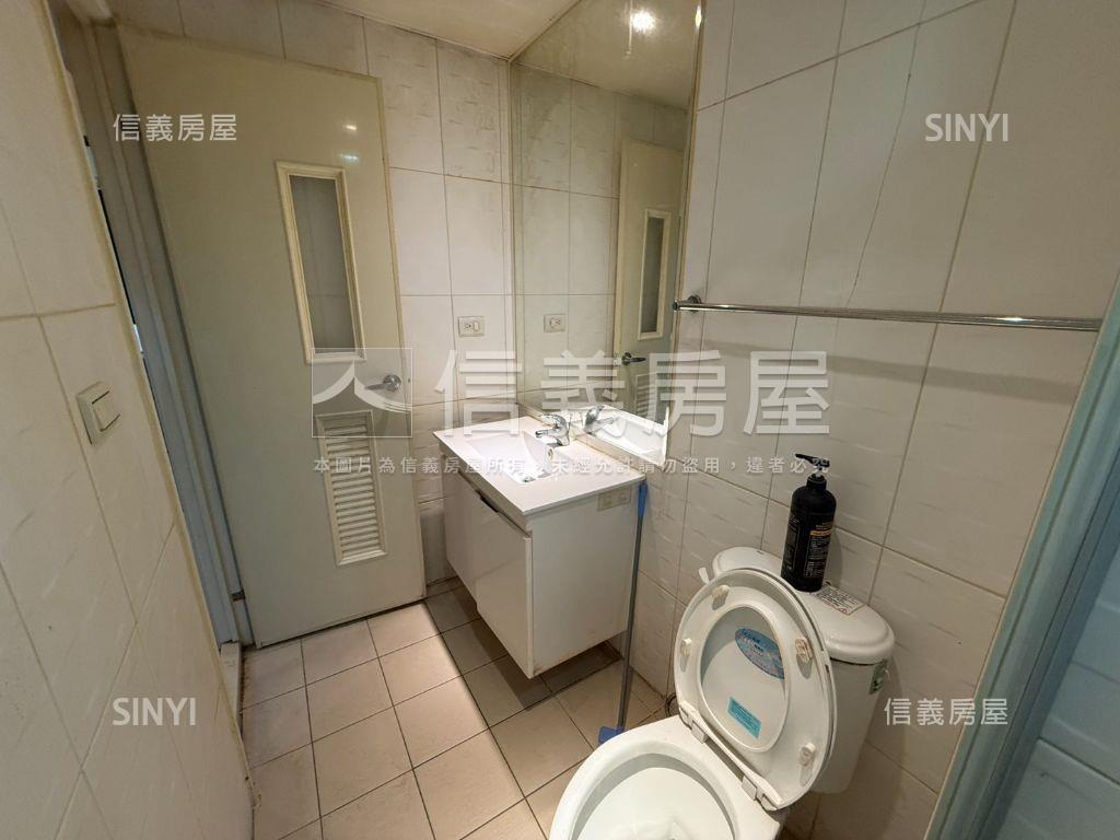 北區中國醫機能兩房平車房屋室內格局與周邊環境