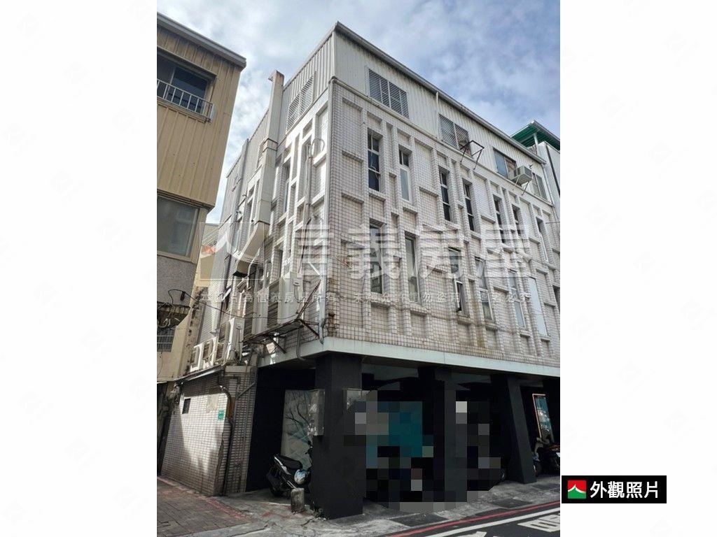 西門有愛百坪角窗店面房屋室內格局與周邊環境