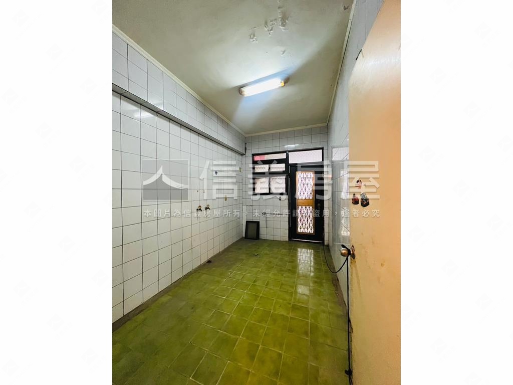 新案！私房一樓花園店辦房屋室內格局與周邊環境