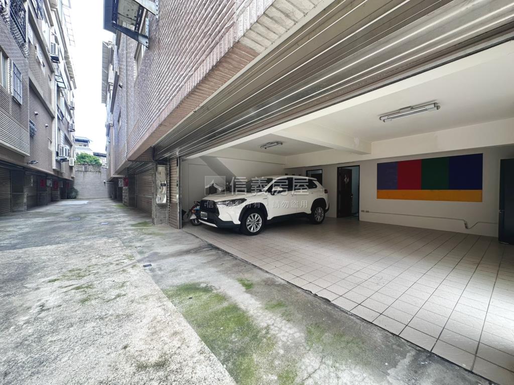 東陞曙光角間透天房屋室內格局與周邊環境