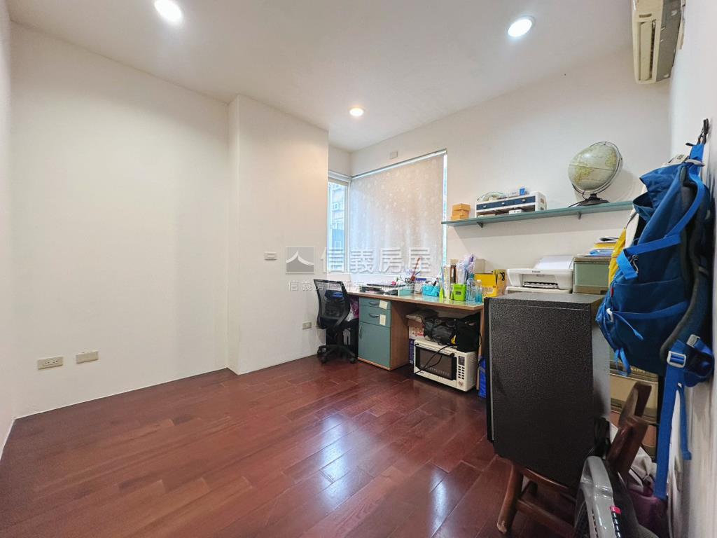 東陞曙光角間透天房屋室內格局與周邊環境