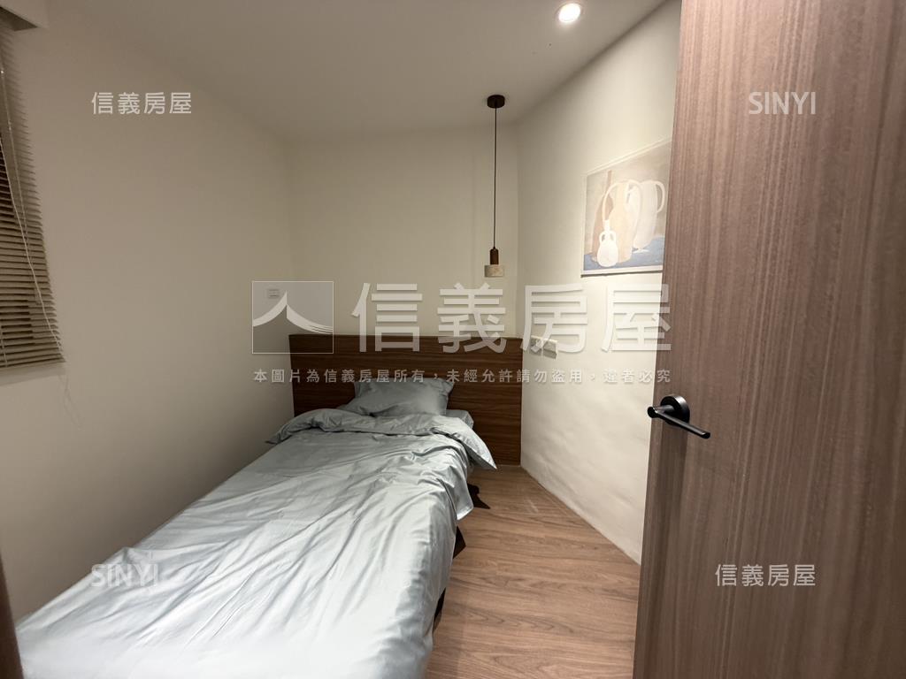 市府美妝黃金三樓房屋室內格局與周邊環境