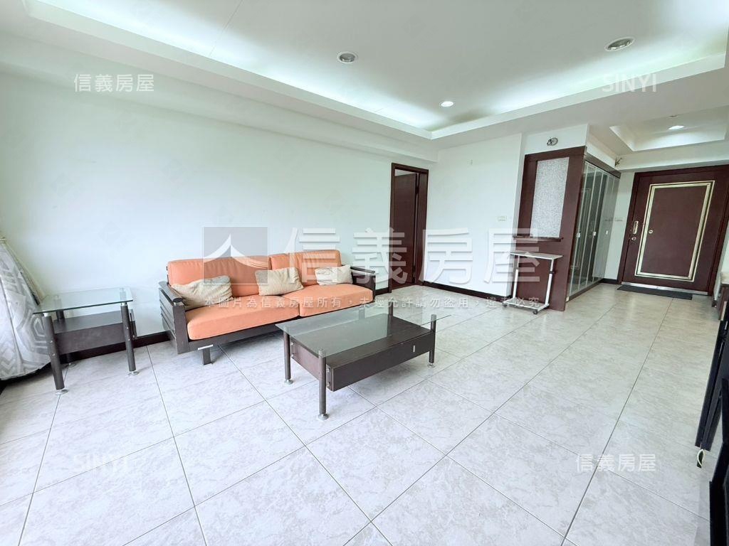 ⭐凱旋臻品大三房車位⭐房屋室內格局與周邊環境