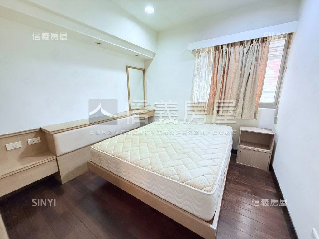 ⭐凱旋臻品大三房車位⭐房屋室內格局與周邊環境