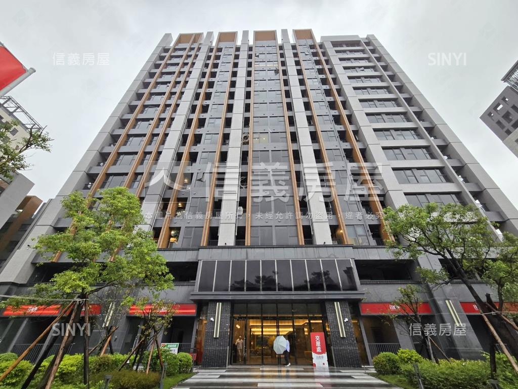 日進學面寬大空間挑高店面房屋室內格局與周邊環境