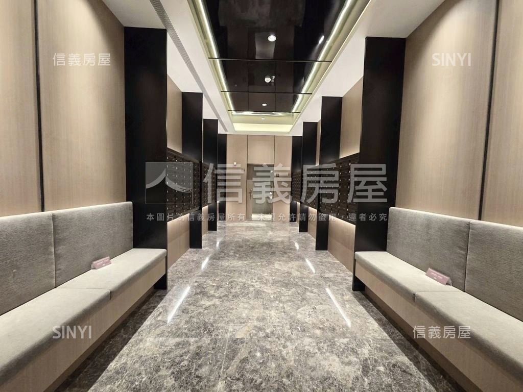 日進學面寬大空間挑高店面房屋室內格局與周邊環境