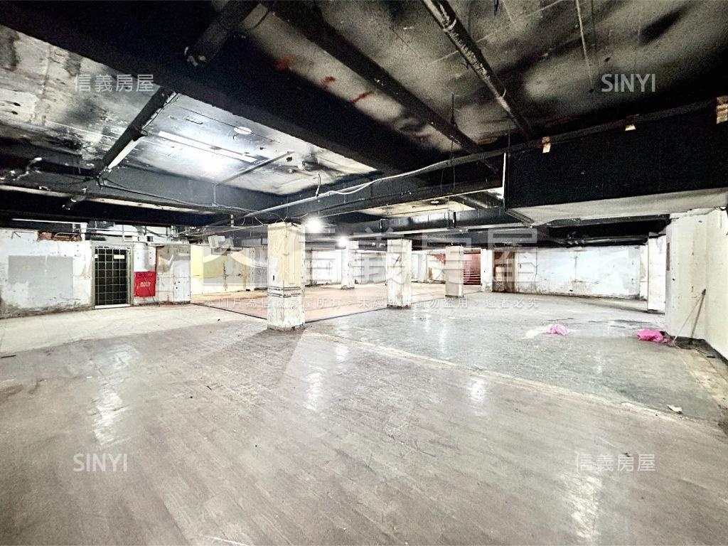 頂溪店鋪地下室房屋室內格局與周邊環境