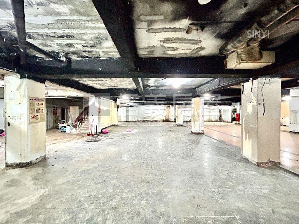 頂溪店鋪地下室房屋室內格局與周邊環境