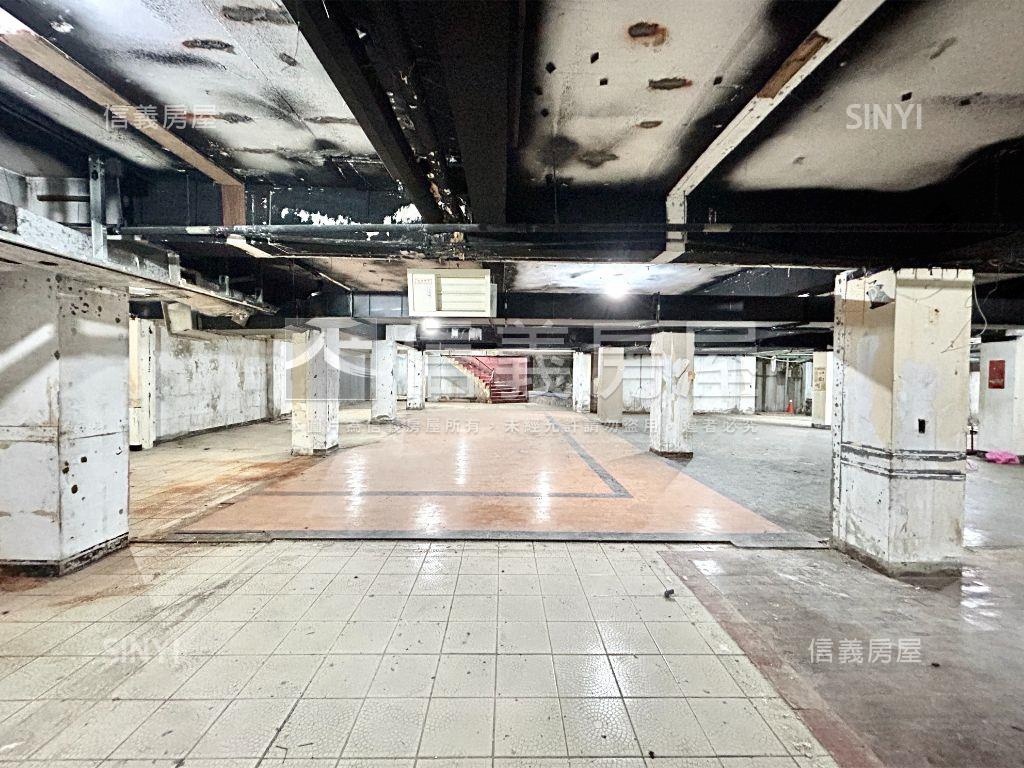 頂溪店鋪地下室房屋室內格局與周邊環境