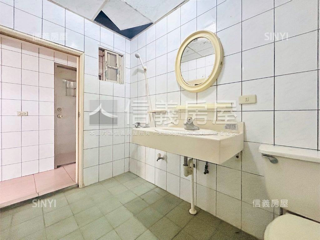 欠整理透天房屋室內格局與周邊環境