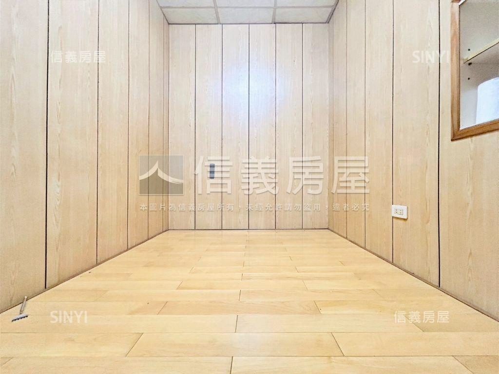 欠整理透天房屋室內格局與周邊環境