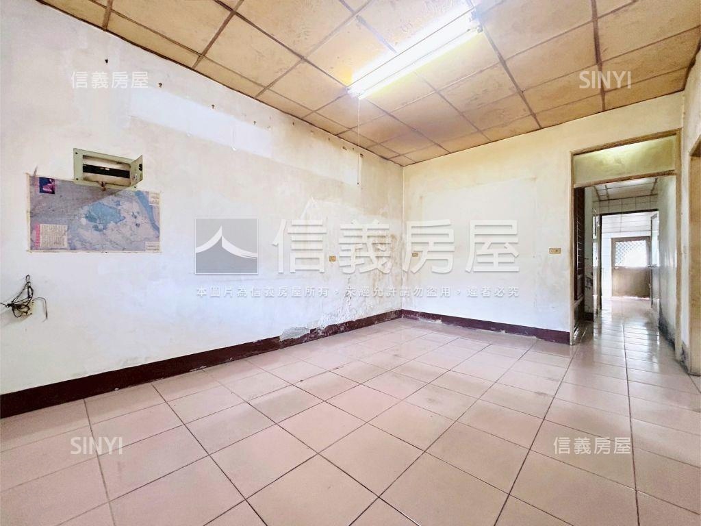 欠整理透天房屋室內格局與周邊環境