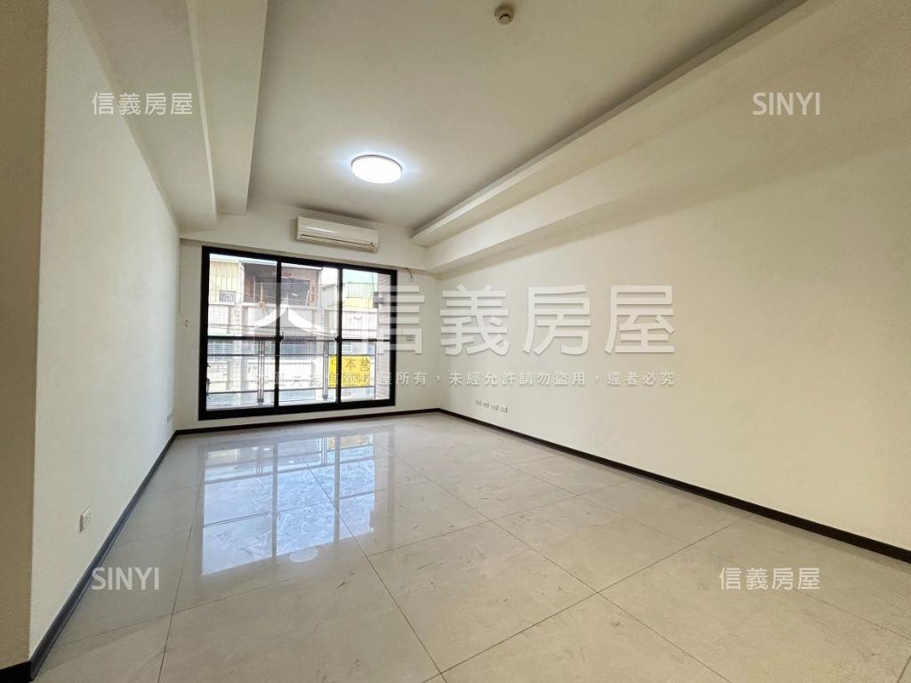 德鑫楓華３房車位稀有釋出房屋室內格局與周邊環境