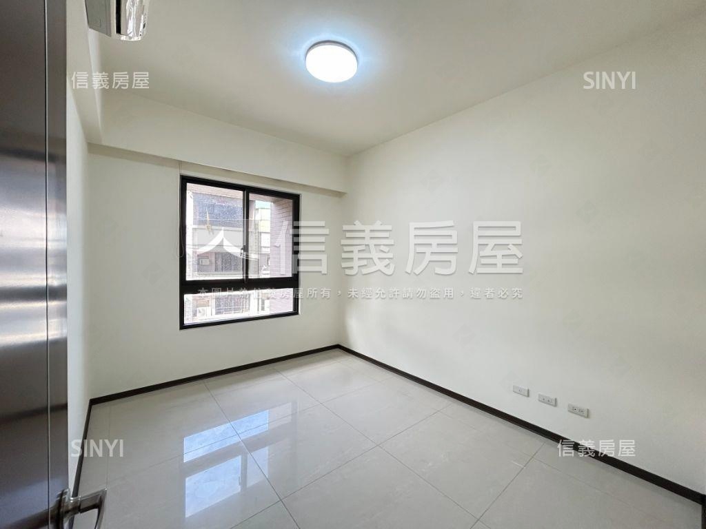 德鑫楓華３房車位稀有釋出房屋室內格局與周邊環境