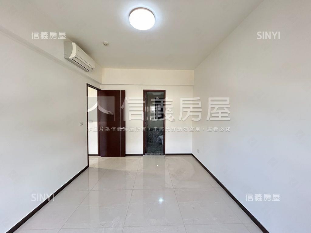 德鑫楓華３房車位稀有釋出房屋室內格局與周邊環境