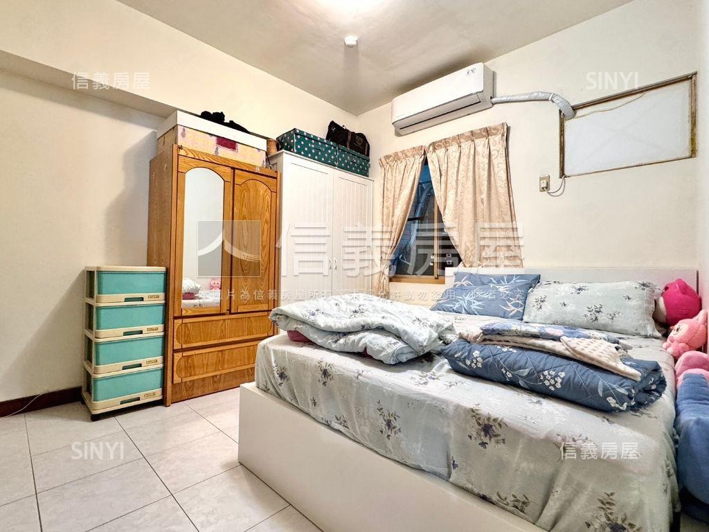 親愛京城大４房平車房屋室內格局與周邊環境