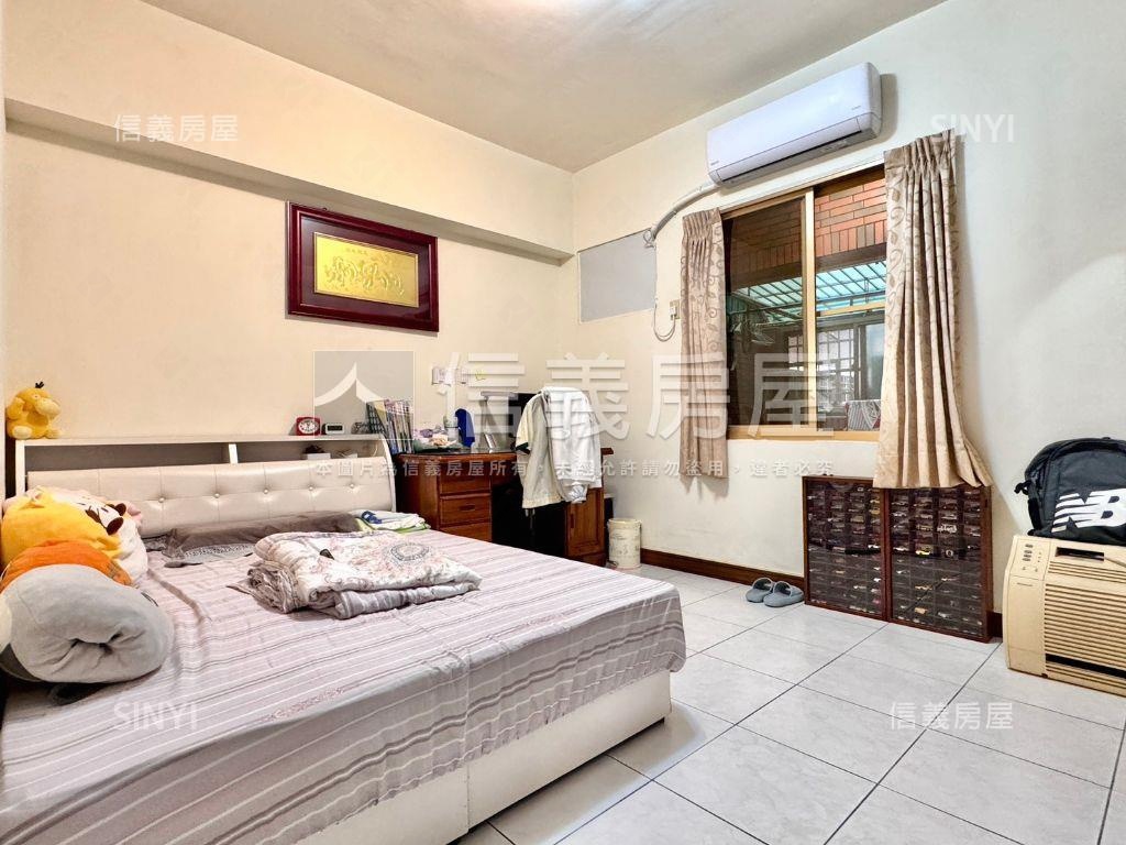 親愛京城大４房平車房屋室內格局與周邊環境