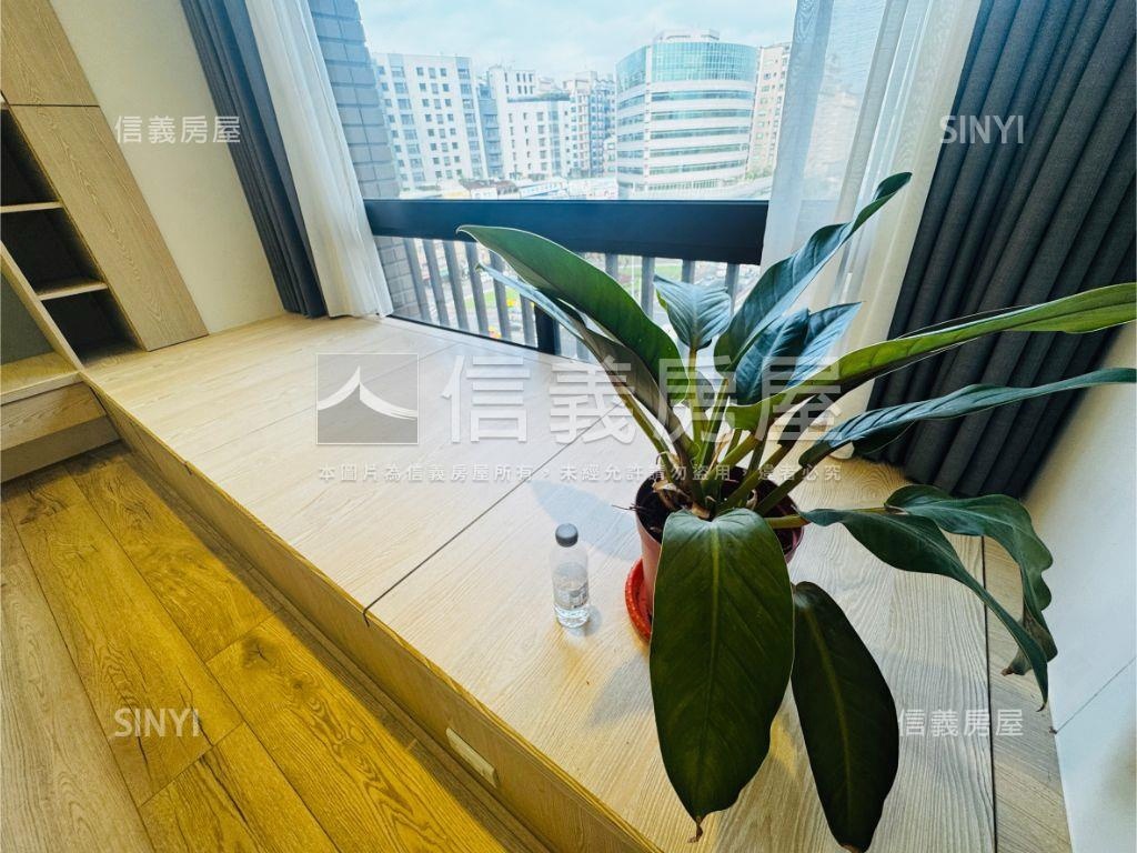 四期藝術精裝三房坡平車位房屋室內格局與周邊環境