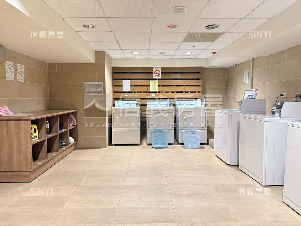 四期藝術精裝三房坡平車位房屋室內格局與周邊環境