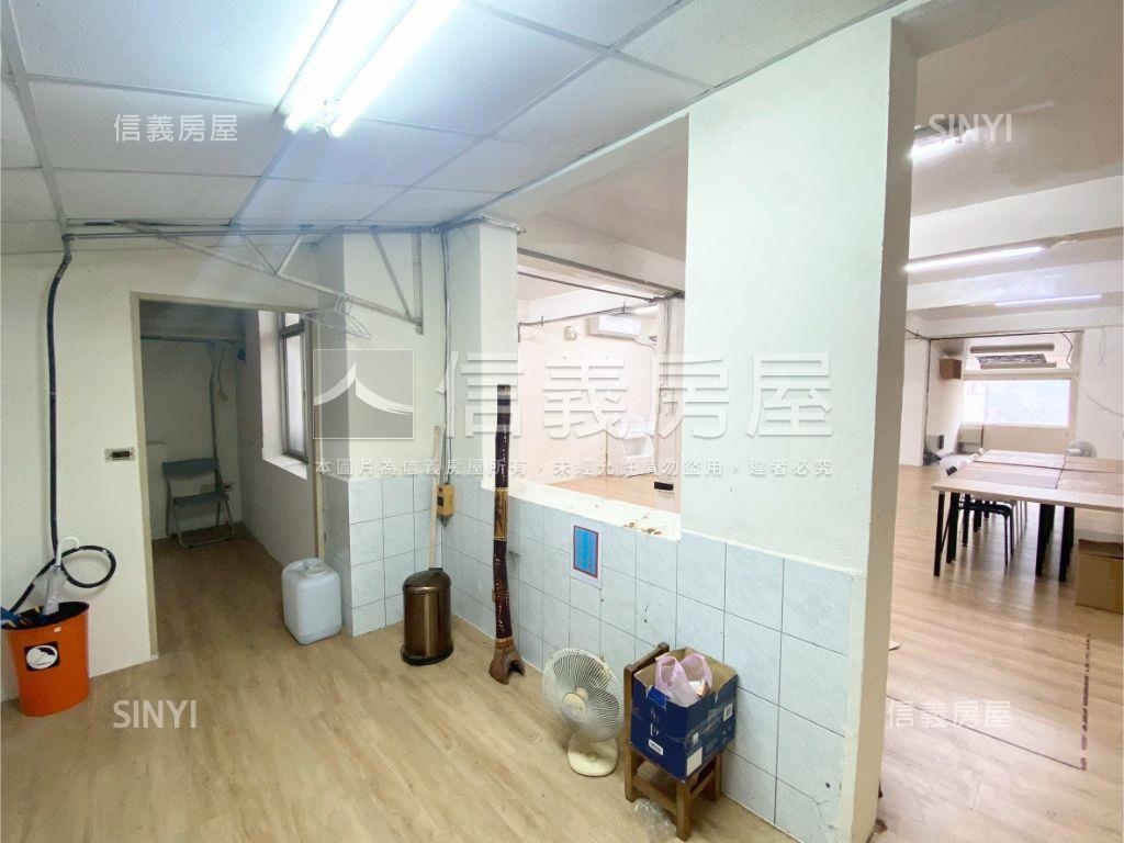 南清大臨路１樓金住店房屋室內格局與周邊環境