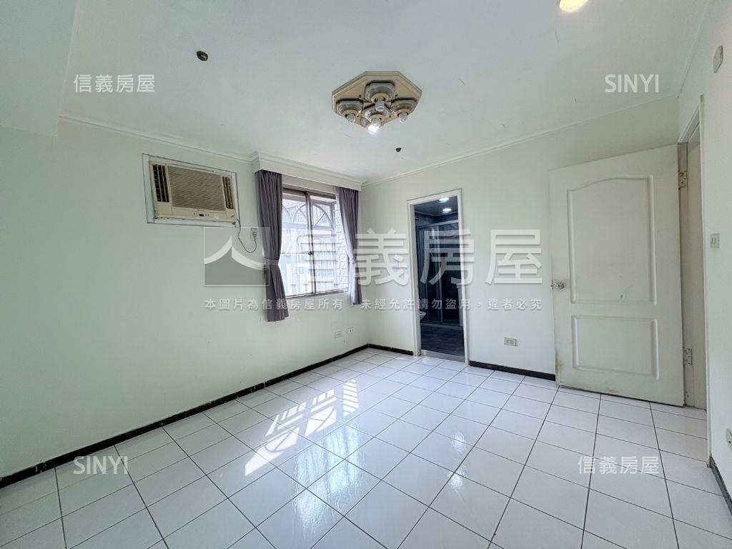 凱薩風景園邸三房車位！房屋室內格局與周邊環境