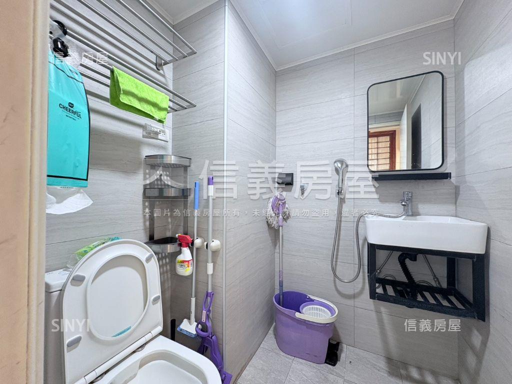 凱薩風景園邸三房車位！房屋室內格局與周邊環境