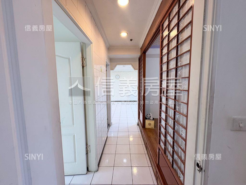 凱薩風景園邸三房車位！房屋室內格局與周邊環境