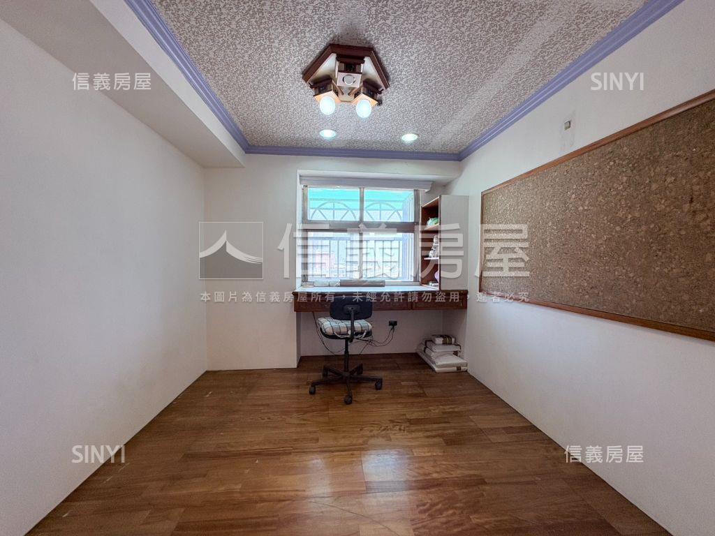 凱薩風景園邸三房車位！房屋室內格局與周邊環境